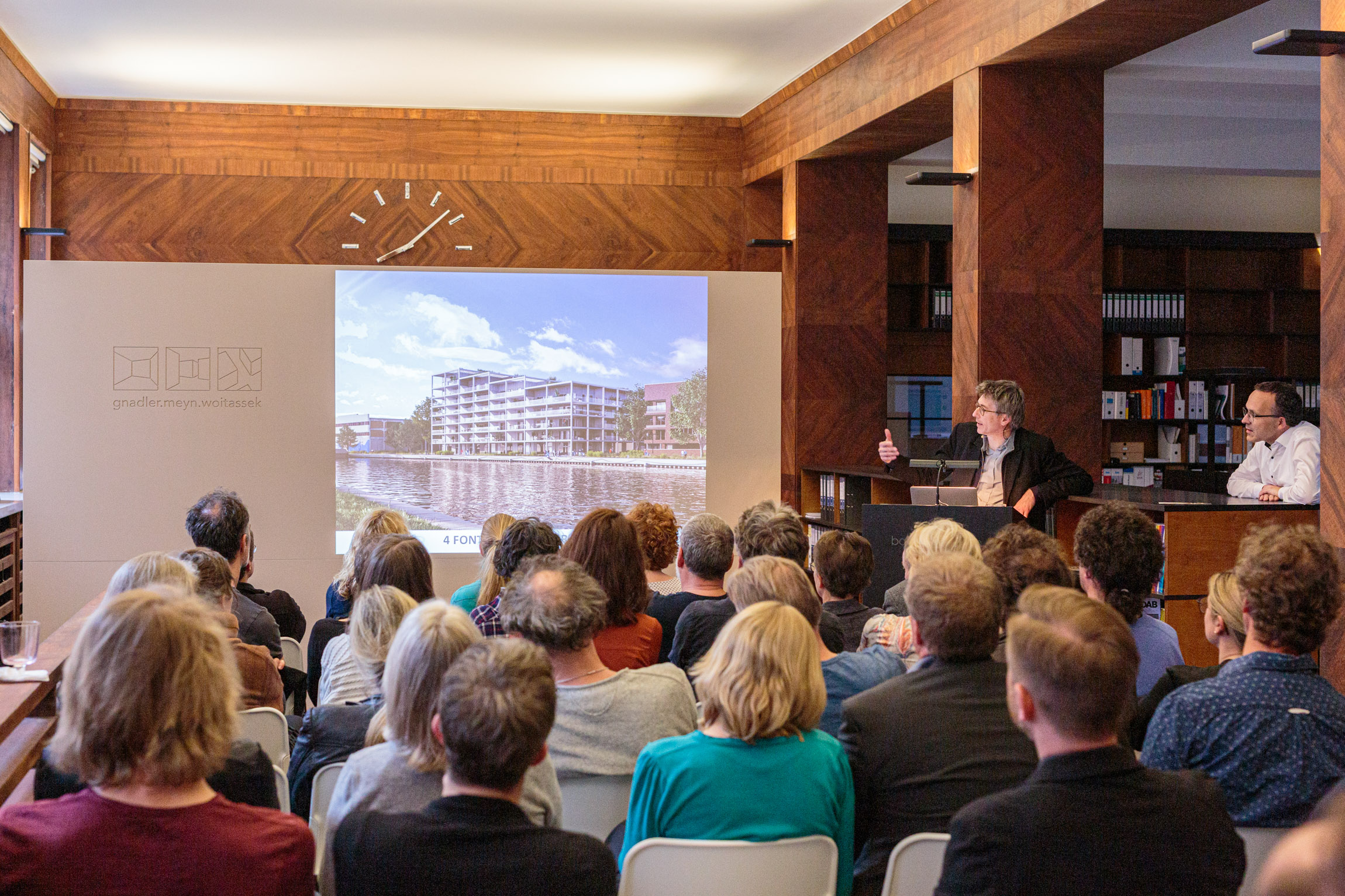 Erstes bank[d]ruecken mit dem Atelier Kempe-Thill aus Rotterdam